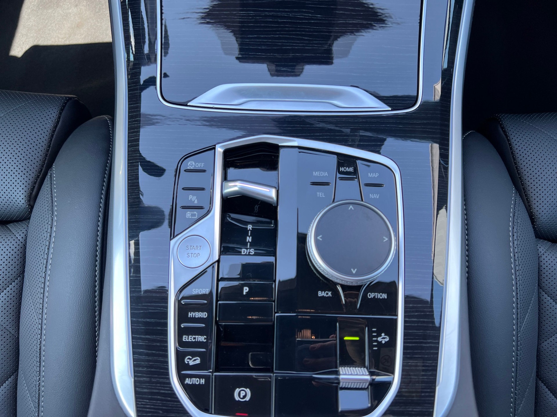 BMW X5 xDrive 50e M Sport Steptronic-image-11
