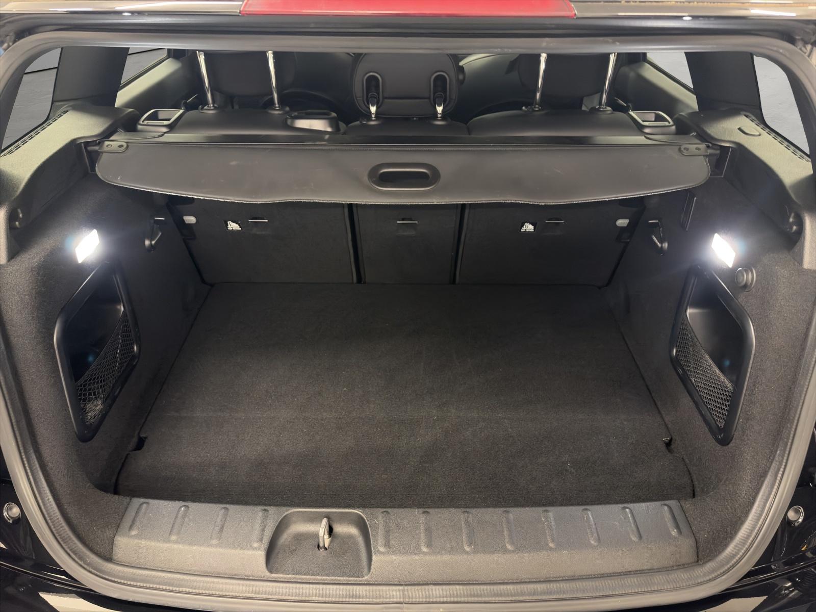 MINI Clubman Cooper S ALL4-image-21