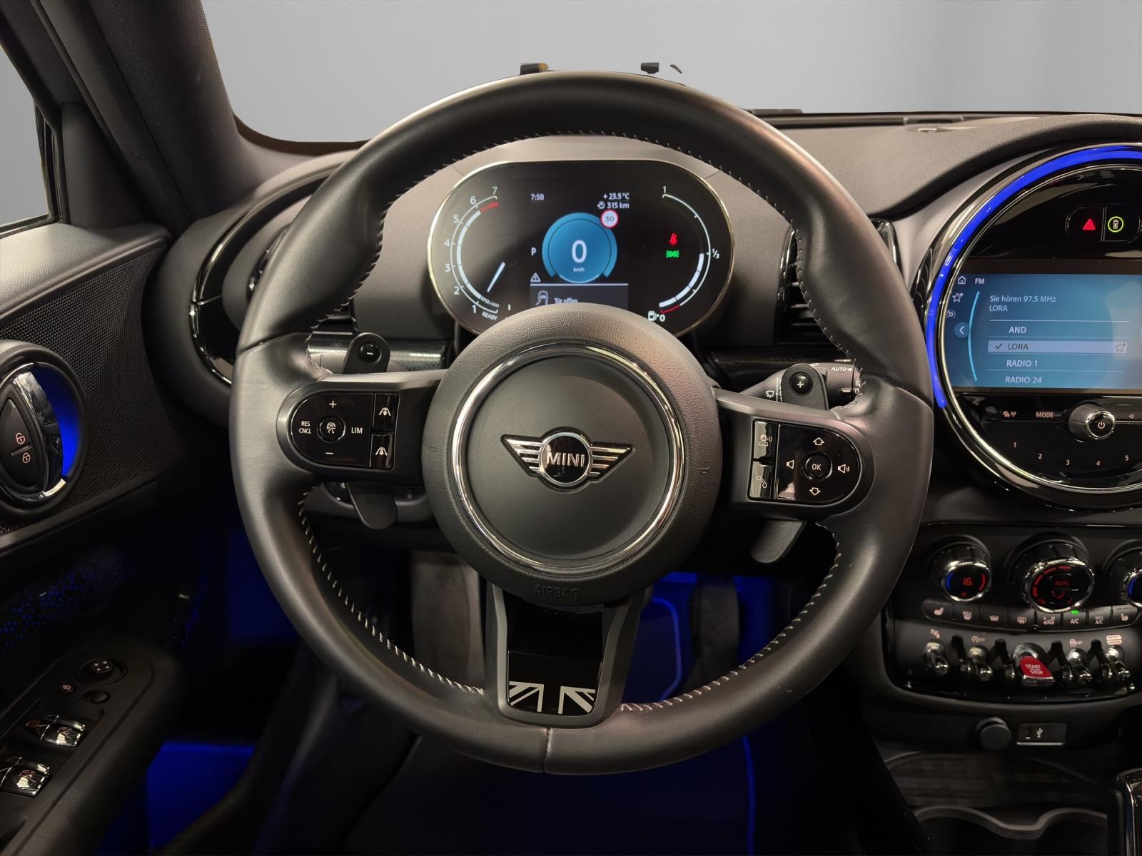 MINI Clubman Cooper S ALL4-image-13