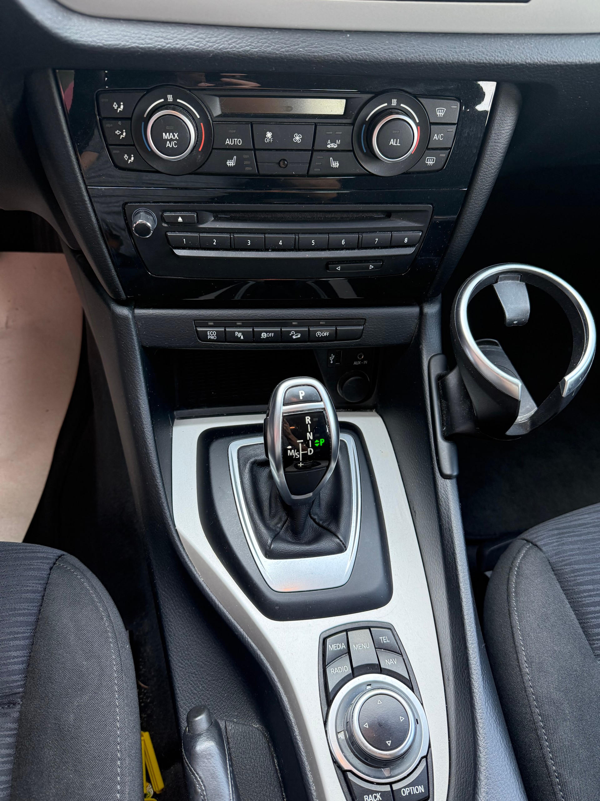 BMW X1 xDrive 20i Steptronic-image-8