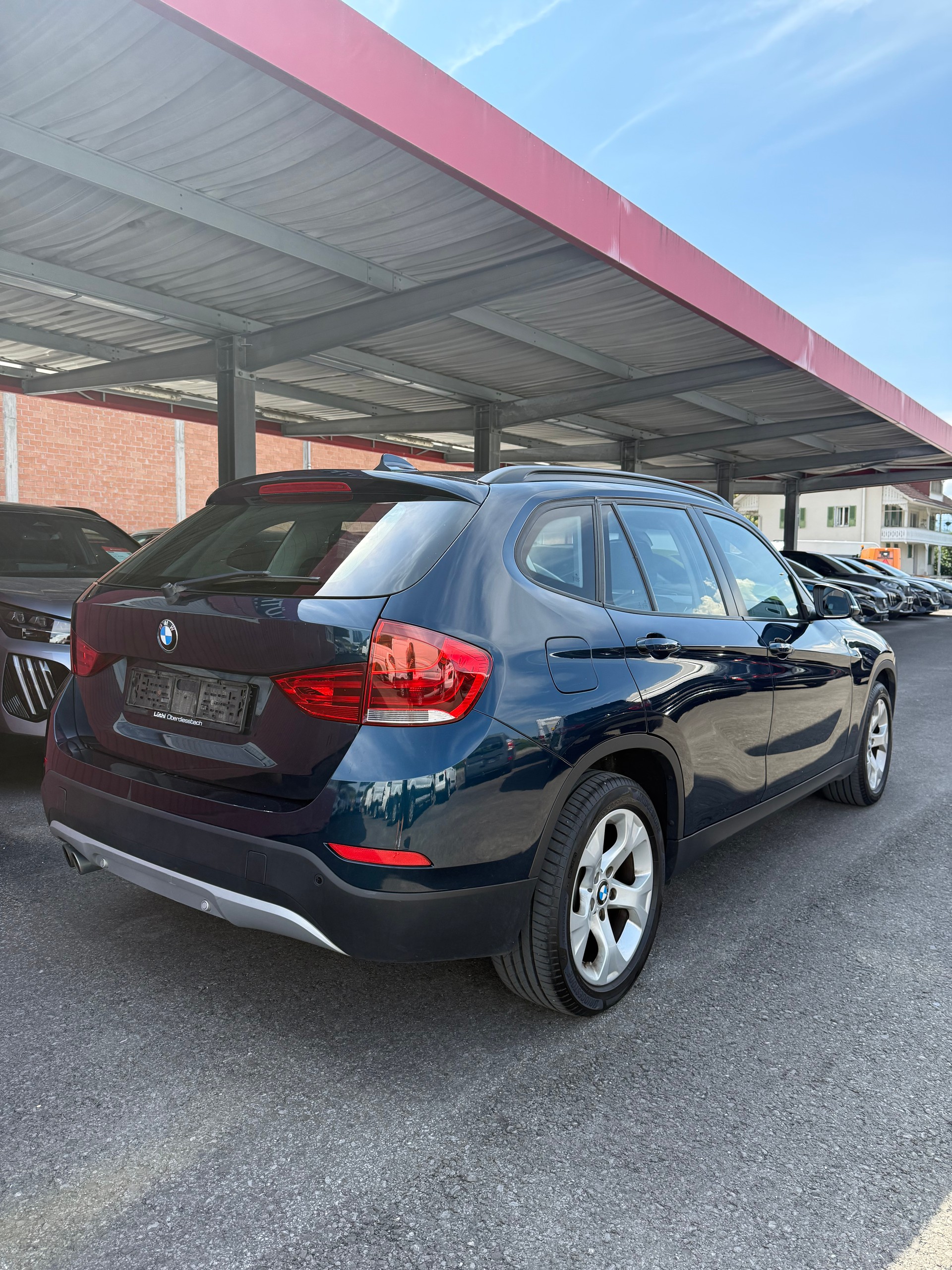BMW X1 xDrive 20i Steptronic-image-2