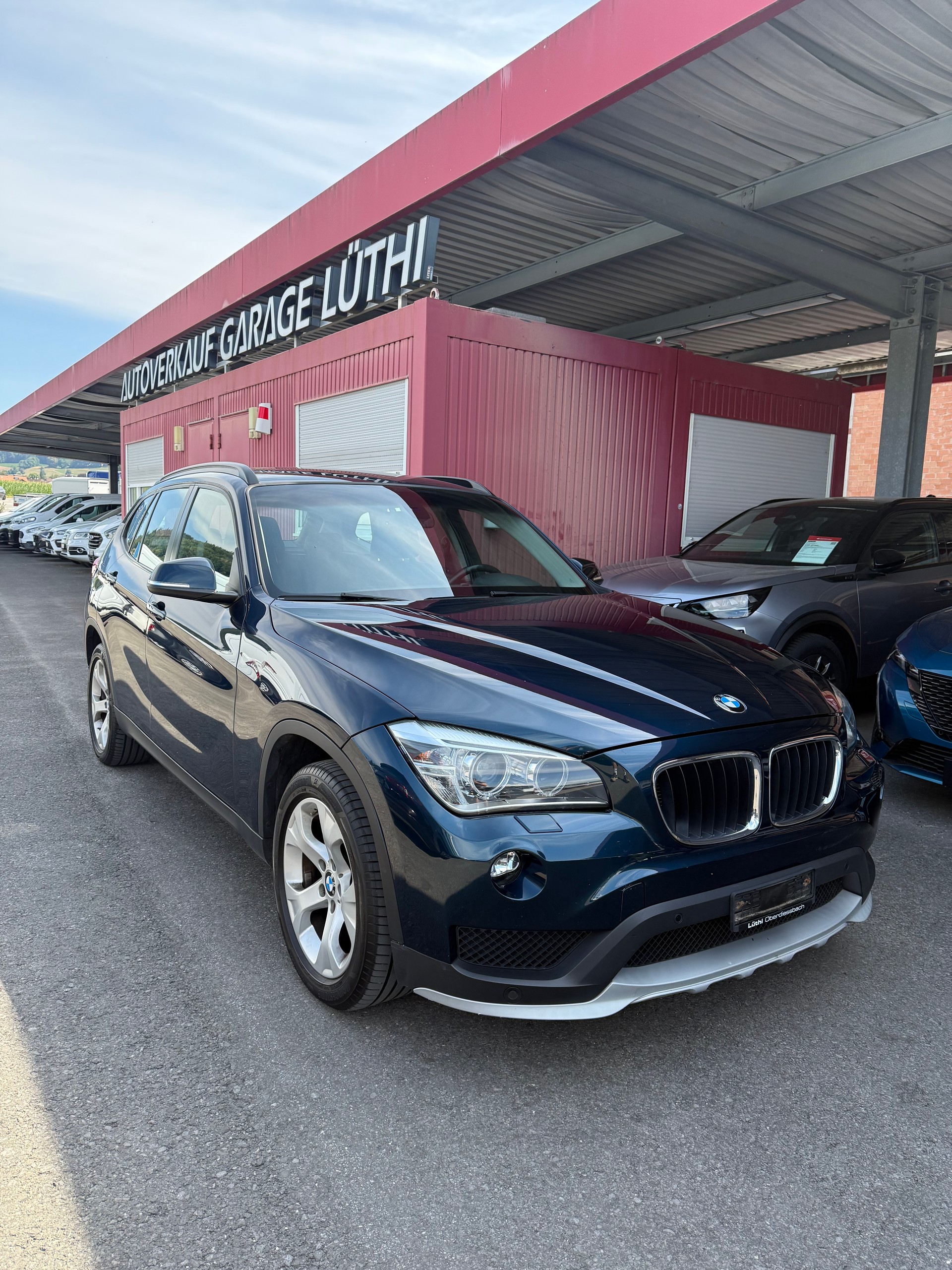 BMW X1 xDrive 20i Steptronic-image-0