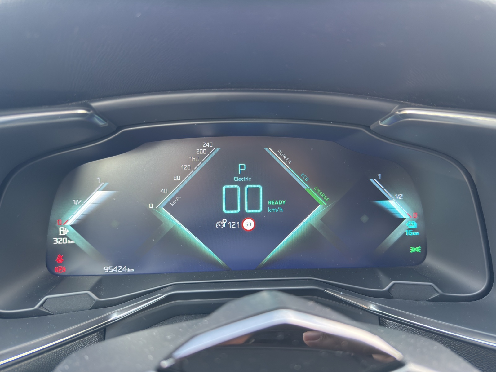 DS AUTOMOBILES 7 Crossback 1.6 E-Tense Rivoli 4x4-image-5
