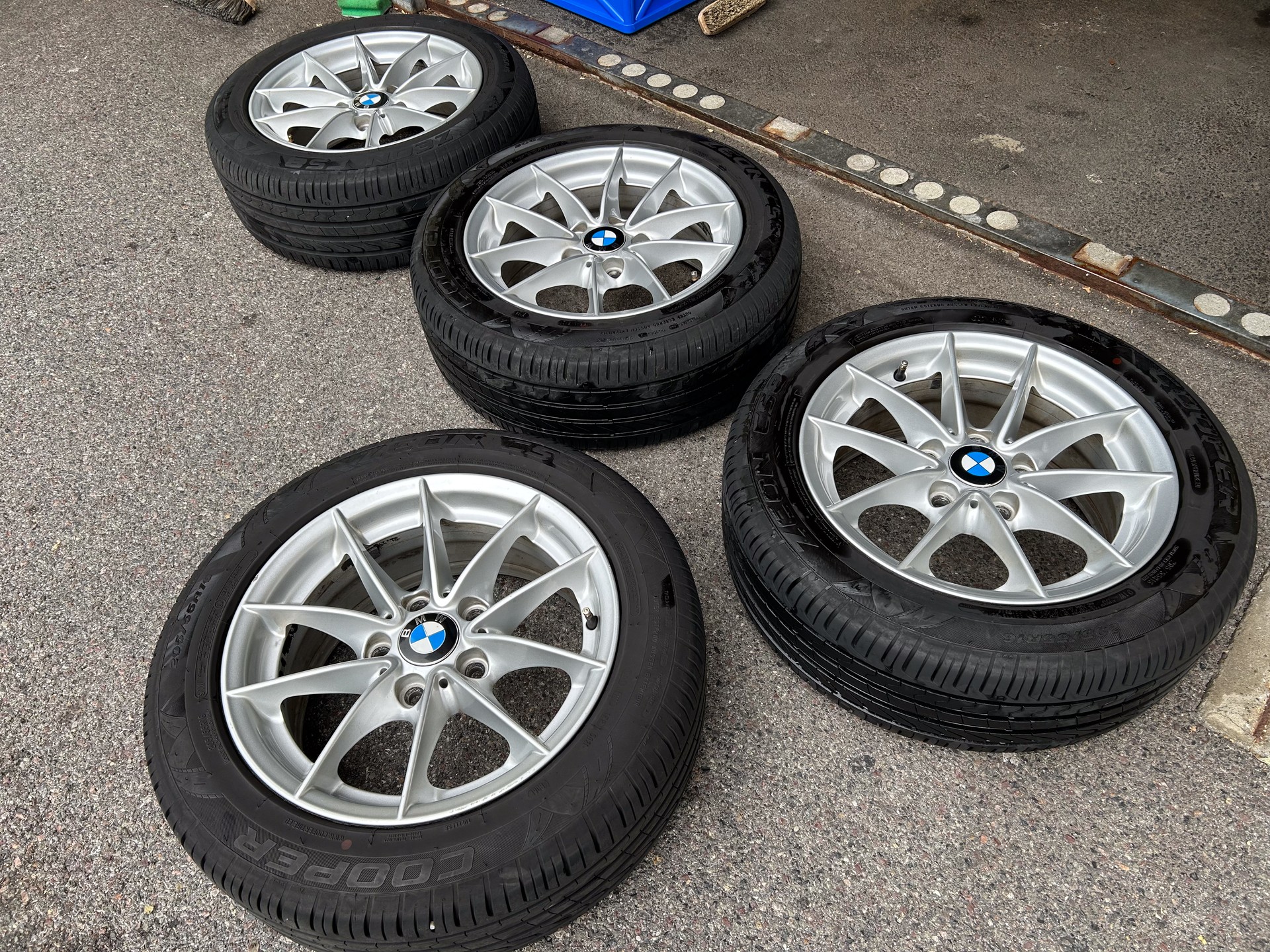 BMW 320d xDrive-image-5