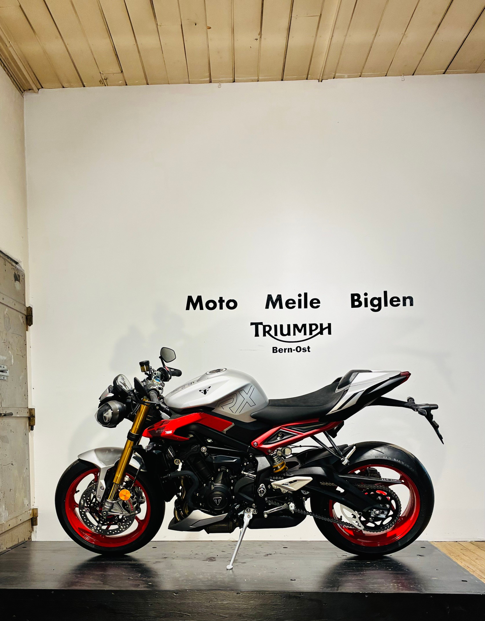TRIUMPH 765 RX-image-8