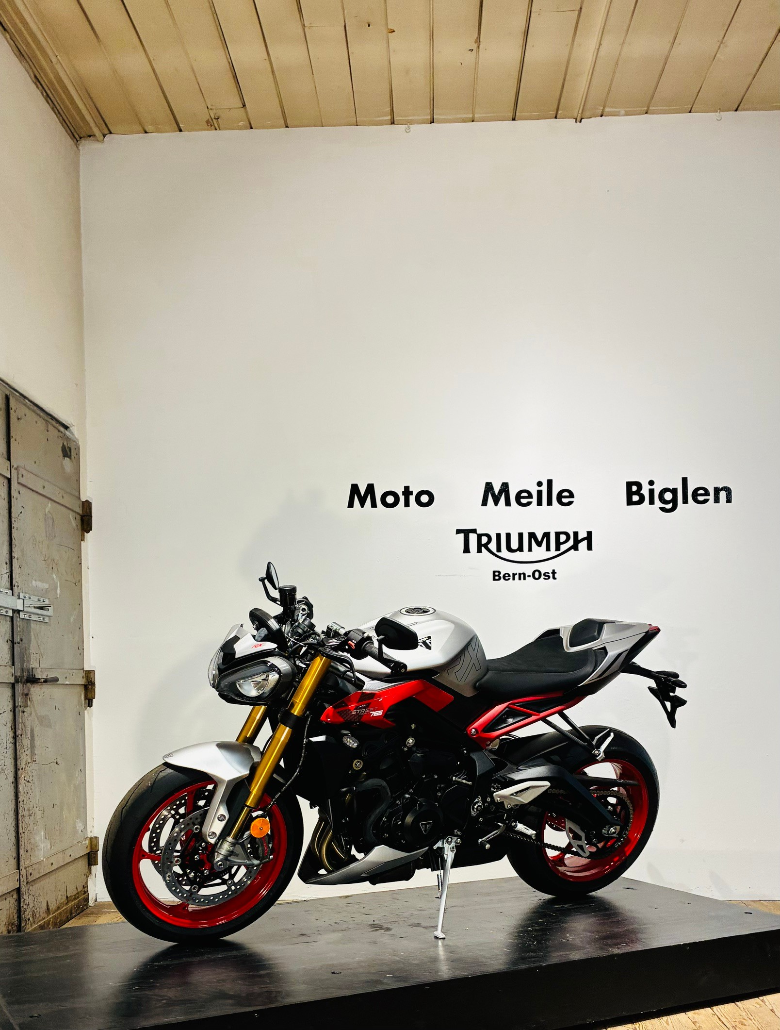 TRIUMPH 765 RX-image-9