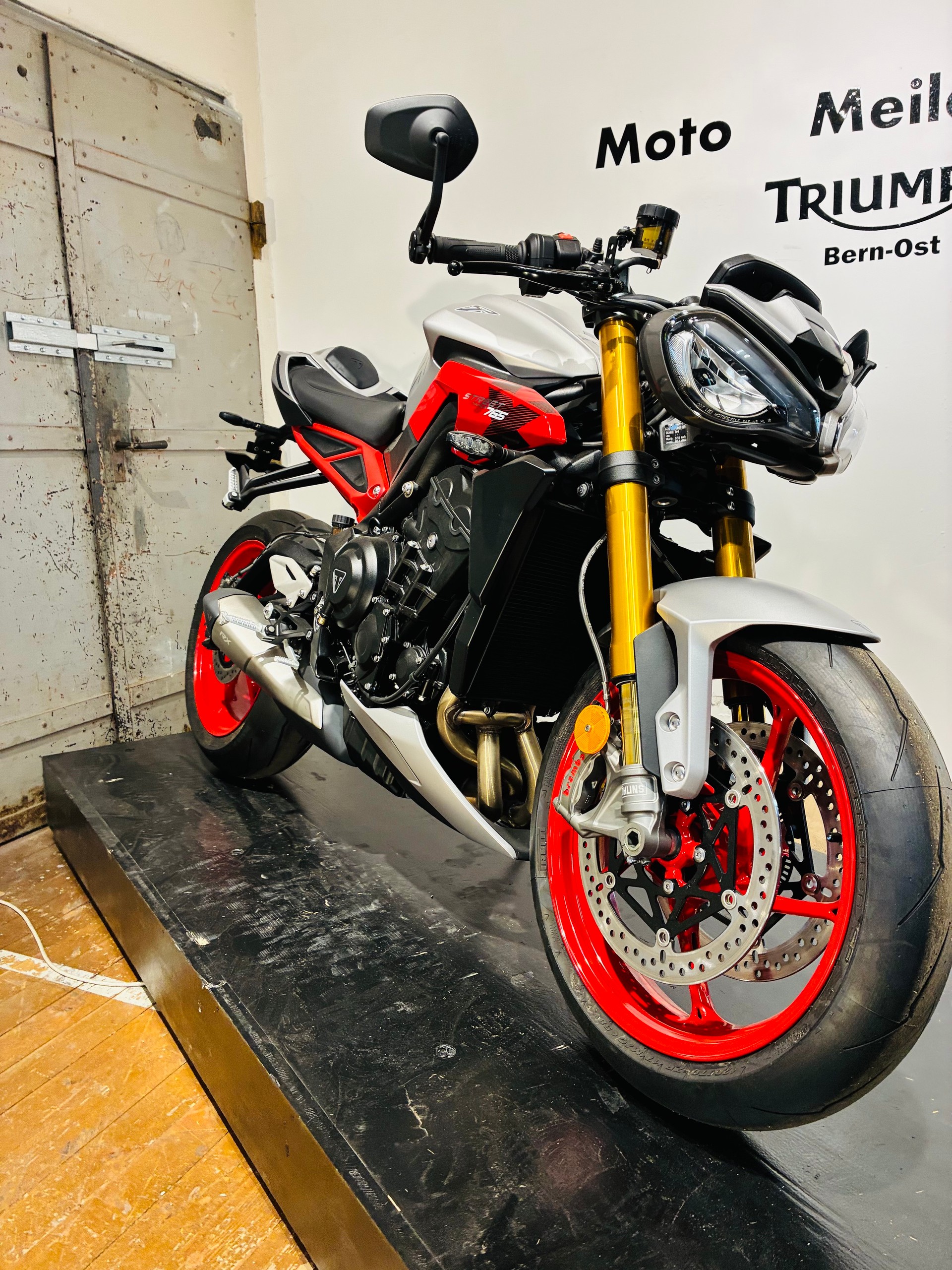 TRIUMPH 765 RX-image-10