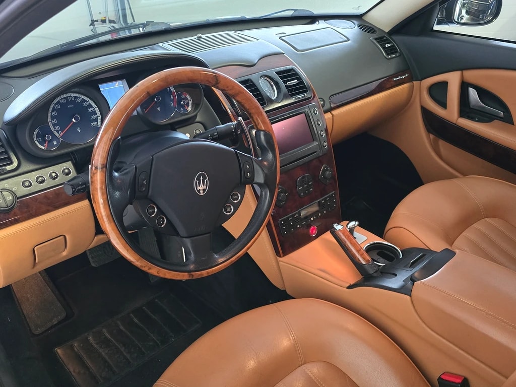 MASERATI Quattroporte 4.2 V8 DuoSelect-image-13