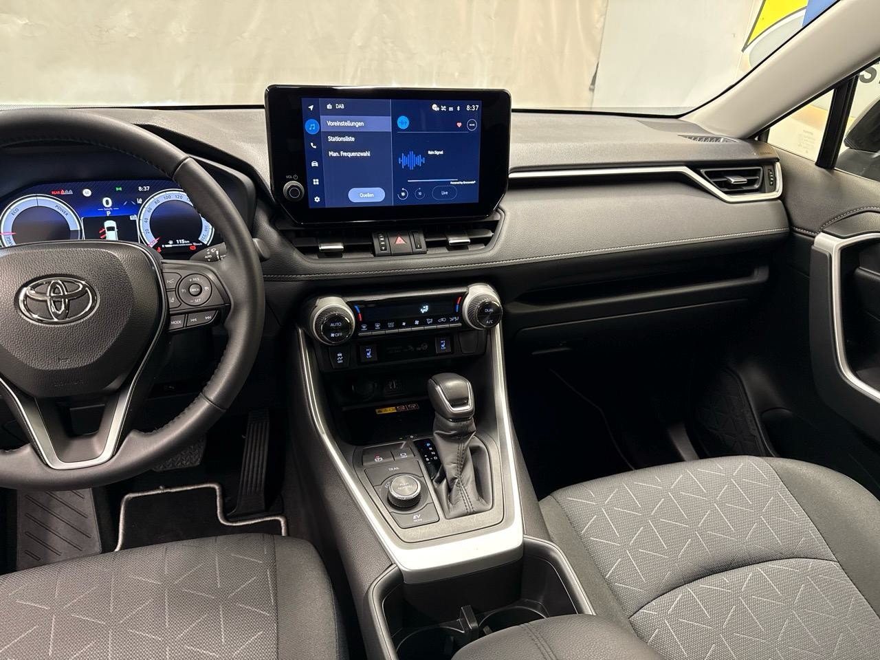 TOYOTA RAV-4 2.5 HSD Style e-CVT 4WD-image-4