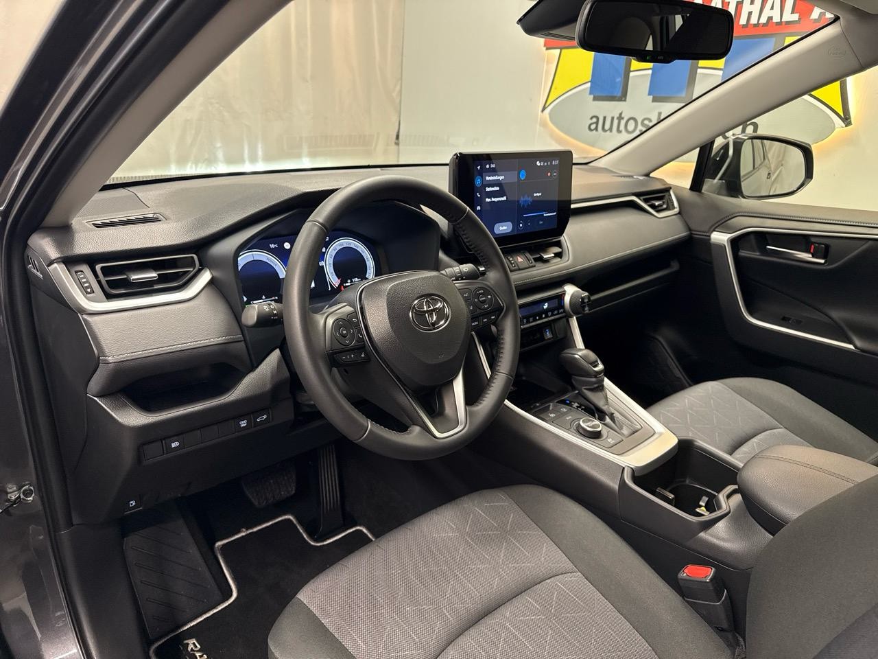 TOYOTA RAV-4 2.5 HSD Style e-CVT 4WD-showroom-element-2