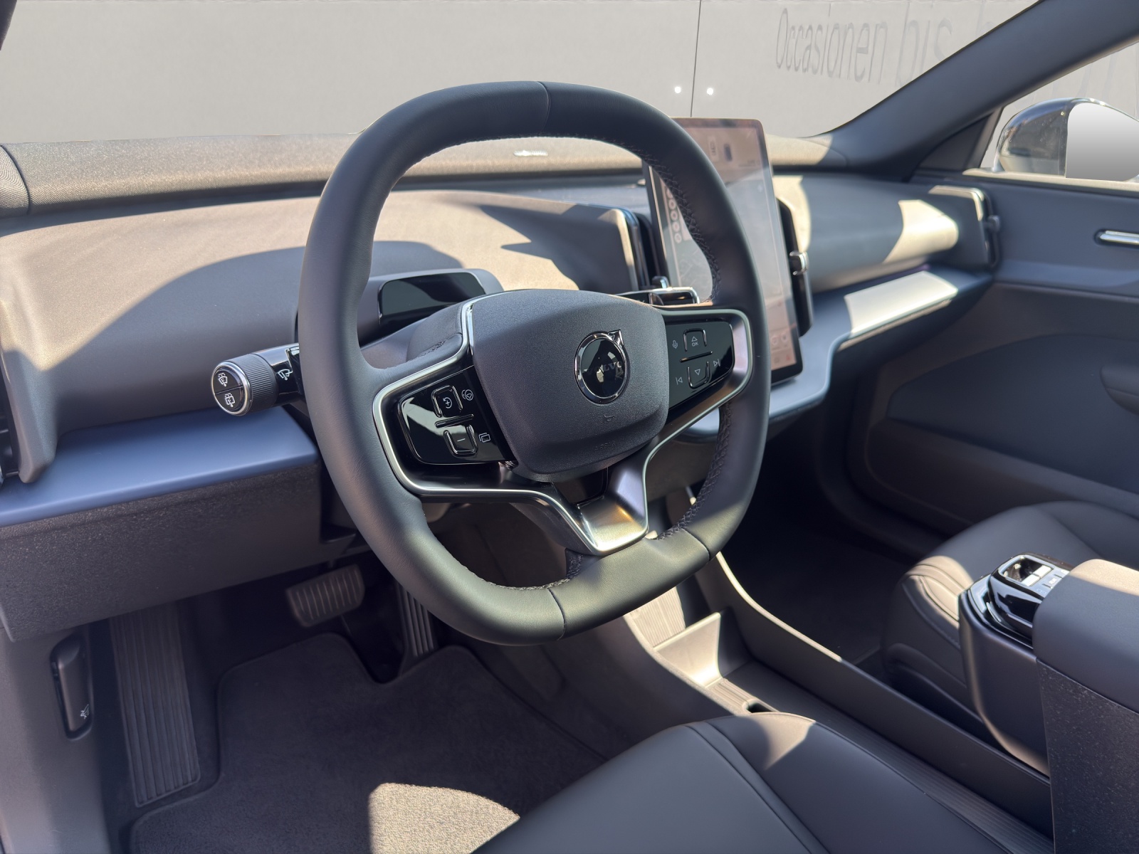 VOLVO EX30 E60 Twin Ultra Performance AWD .-image-7