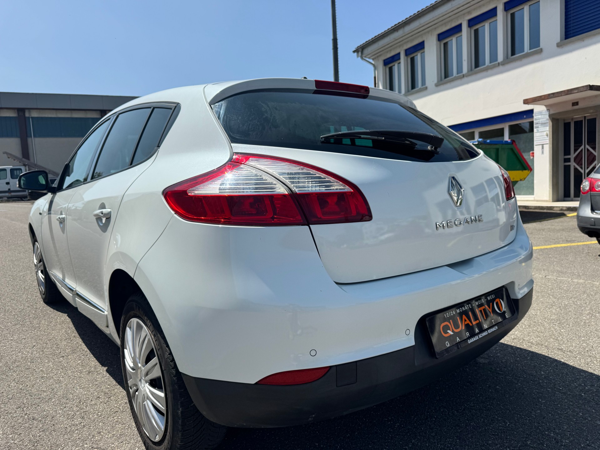RENAULT Mégane 1.2 16V Turbo Bose-image-3