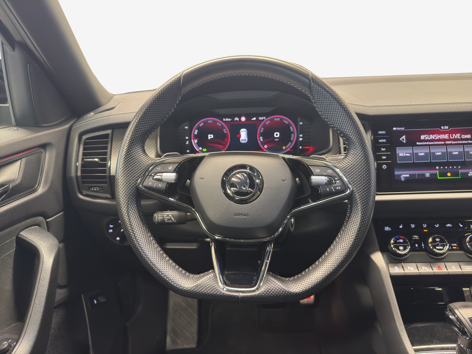 SKODA Kodiaq 2.0 TSI 4x4 SportLine-image-9