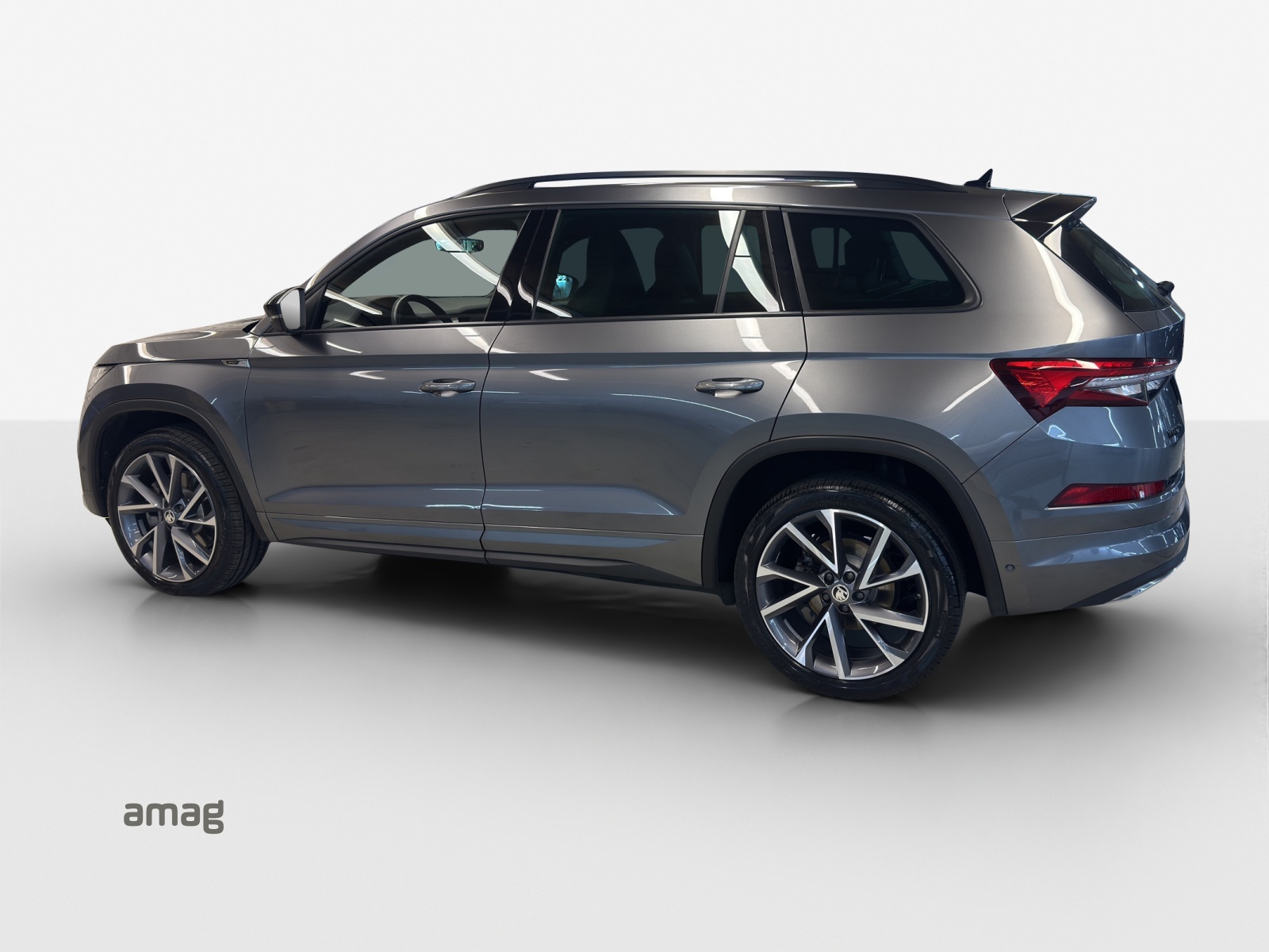 SKODA Kodiaq 2.0 TSI 4x4 SportLine-image-2