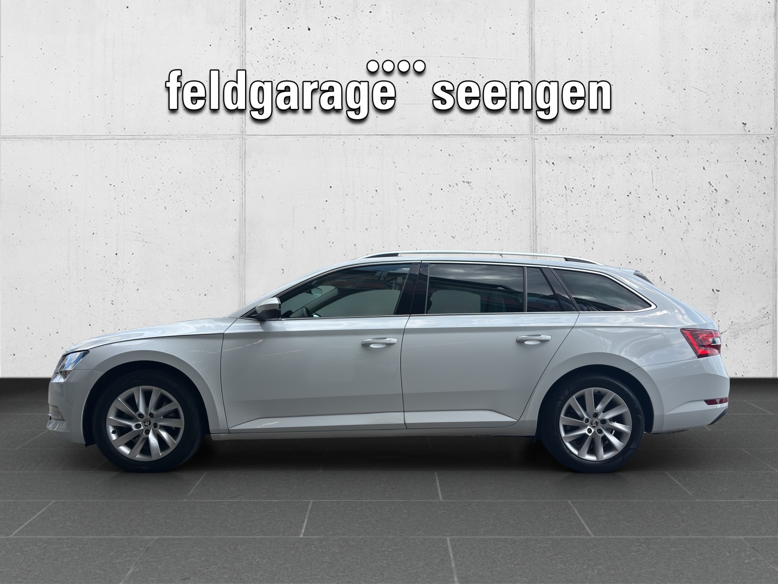 SKODA Superb Combi 2.0 TDi Style 4x4 DSG mit AHK, elektr. Vordersitze mit Memory & Winterräder-image-1