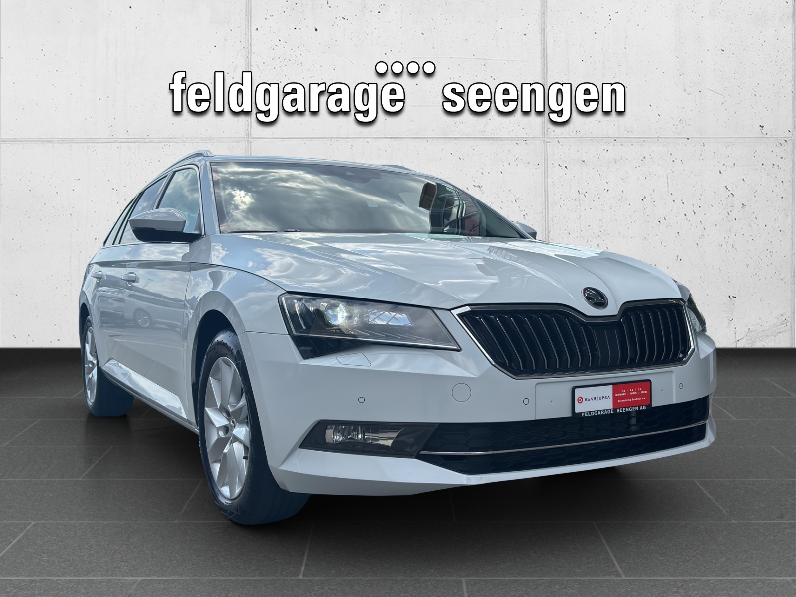 SKODA Superb Combi 2.0 TDi Style 4x4 DSG mit AHK, elektr. Vordersitze mit Memory & Winterräder-image-2