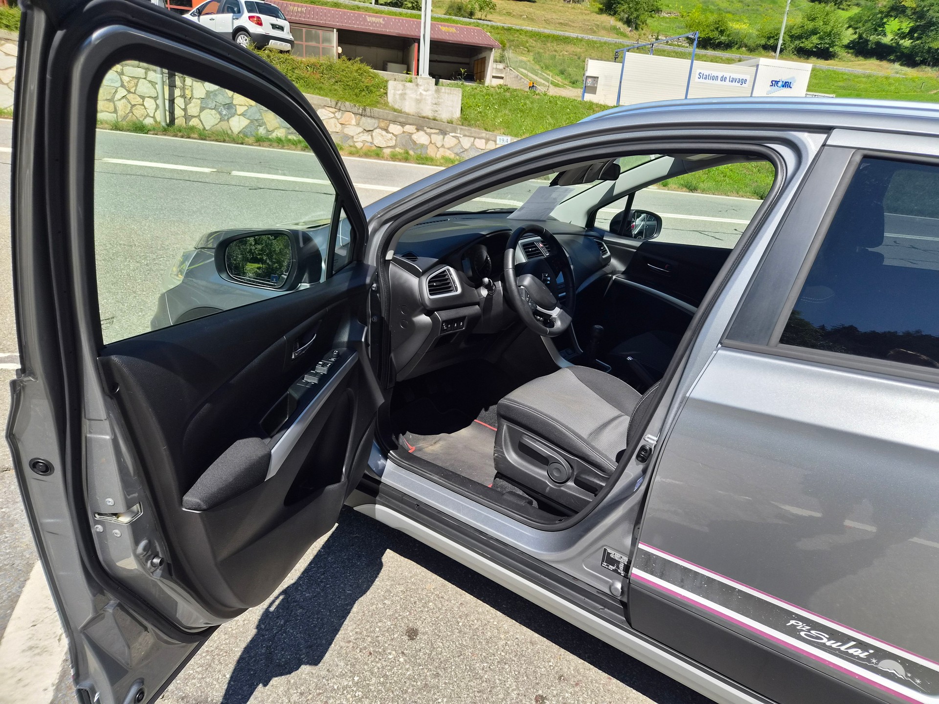 SUZUKI SX4 S-Cross 1.6 16V PizSulai 4WD-image-5