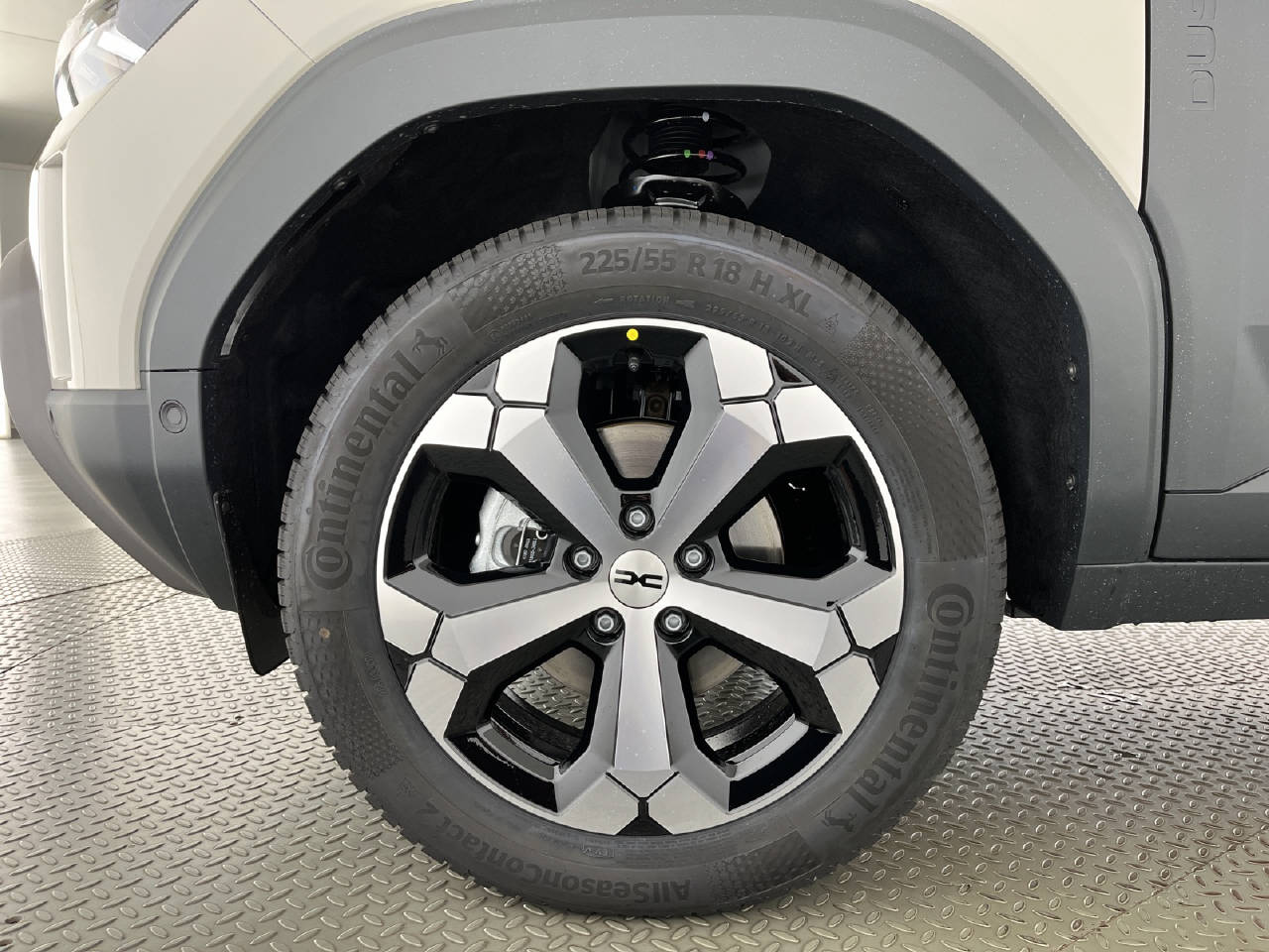 DACIA Duster 1.2 Hybrid Journey 4WD-image-5
