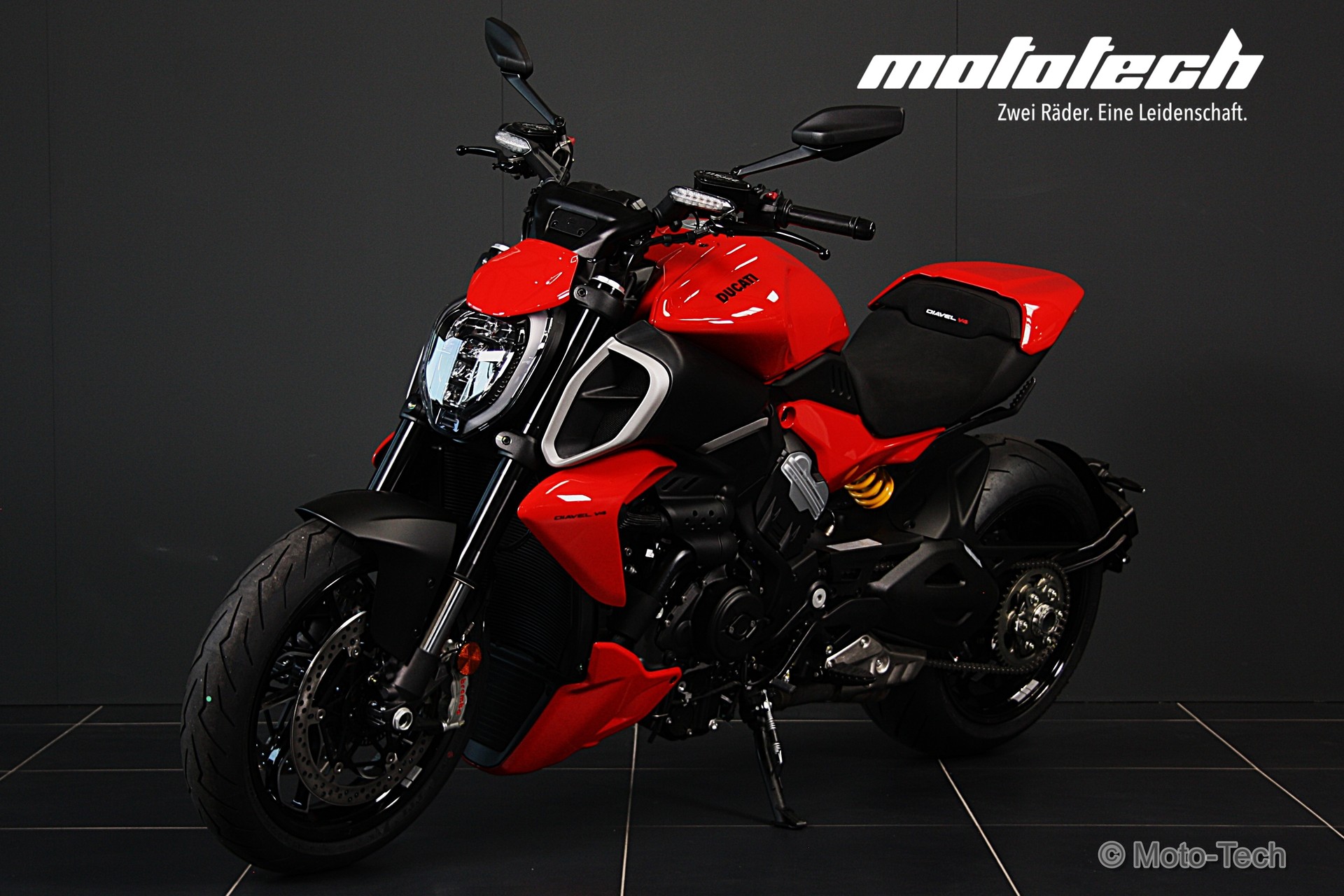 DUCATI Diavel V4 / 4 JAHRE GARANTIE-image-6