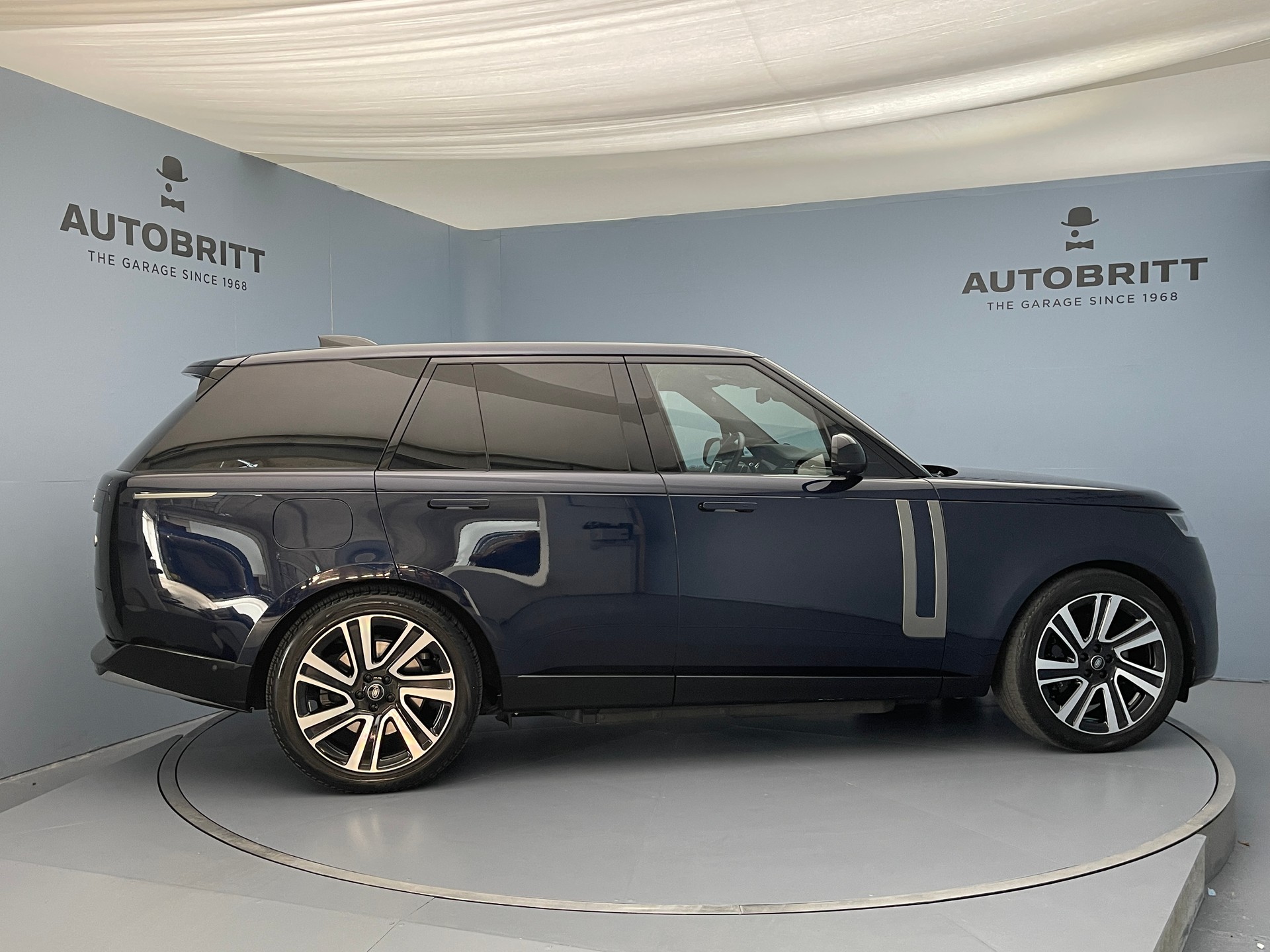 LAND ROVER Range Rover 3.0 Si6 P440e SE-image-2