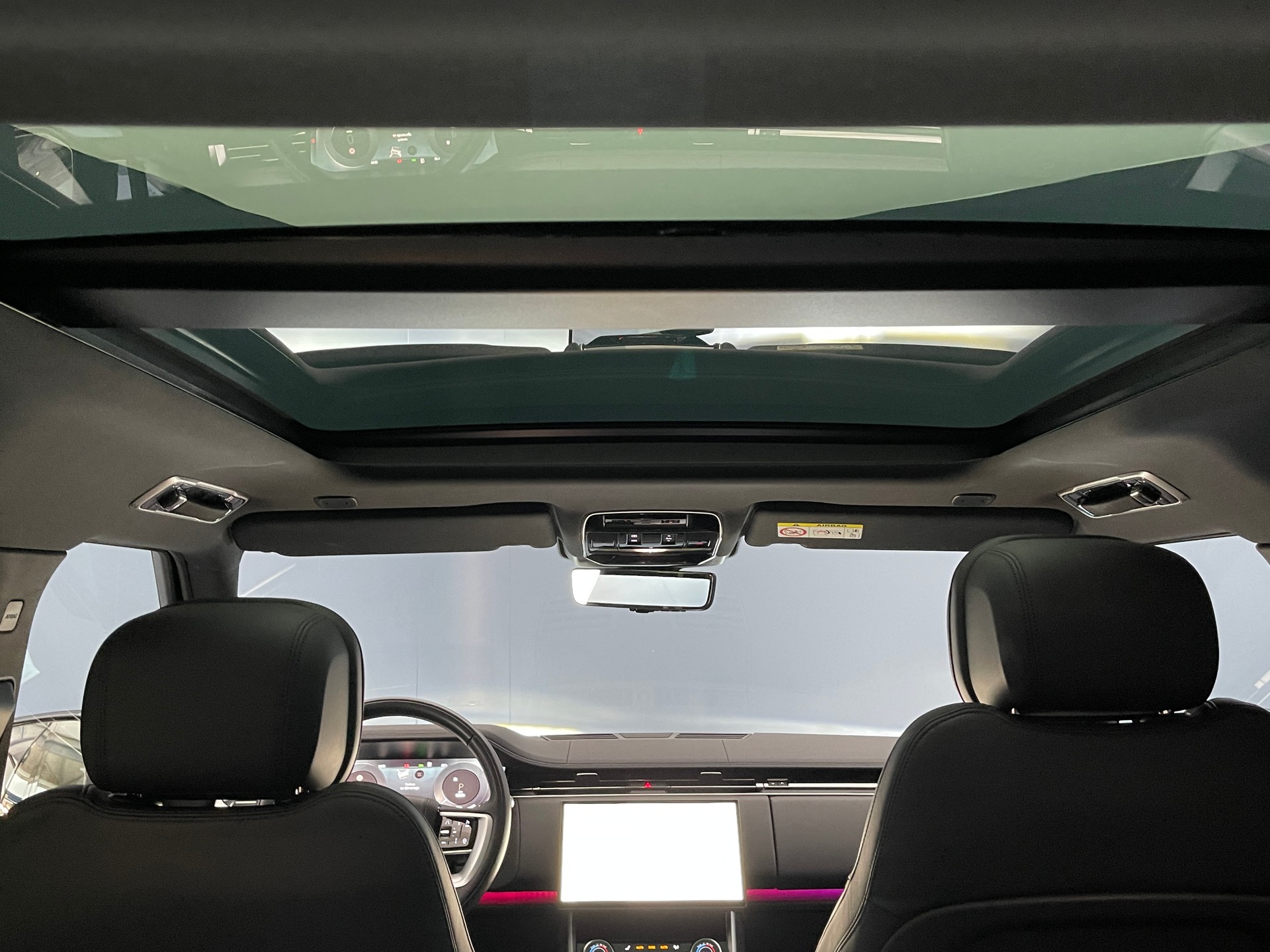 LAND ROVER Range Rover 3.0 Si6 P440e SE-image-6