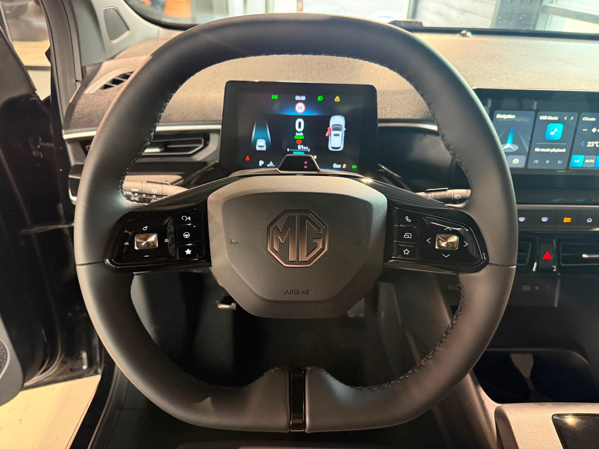 MG 3 1.5 Hybrid Luxury Aut.-image-14