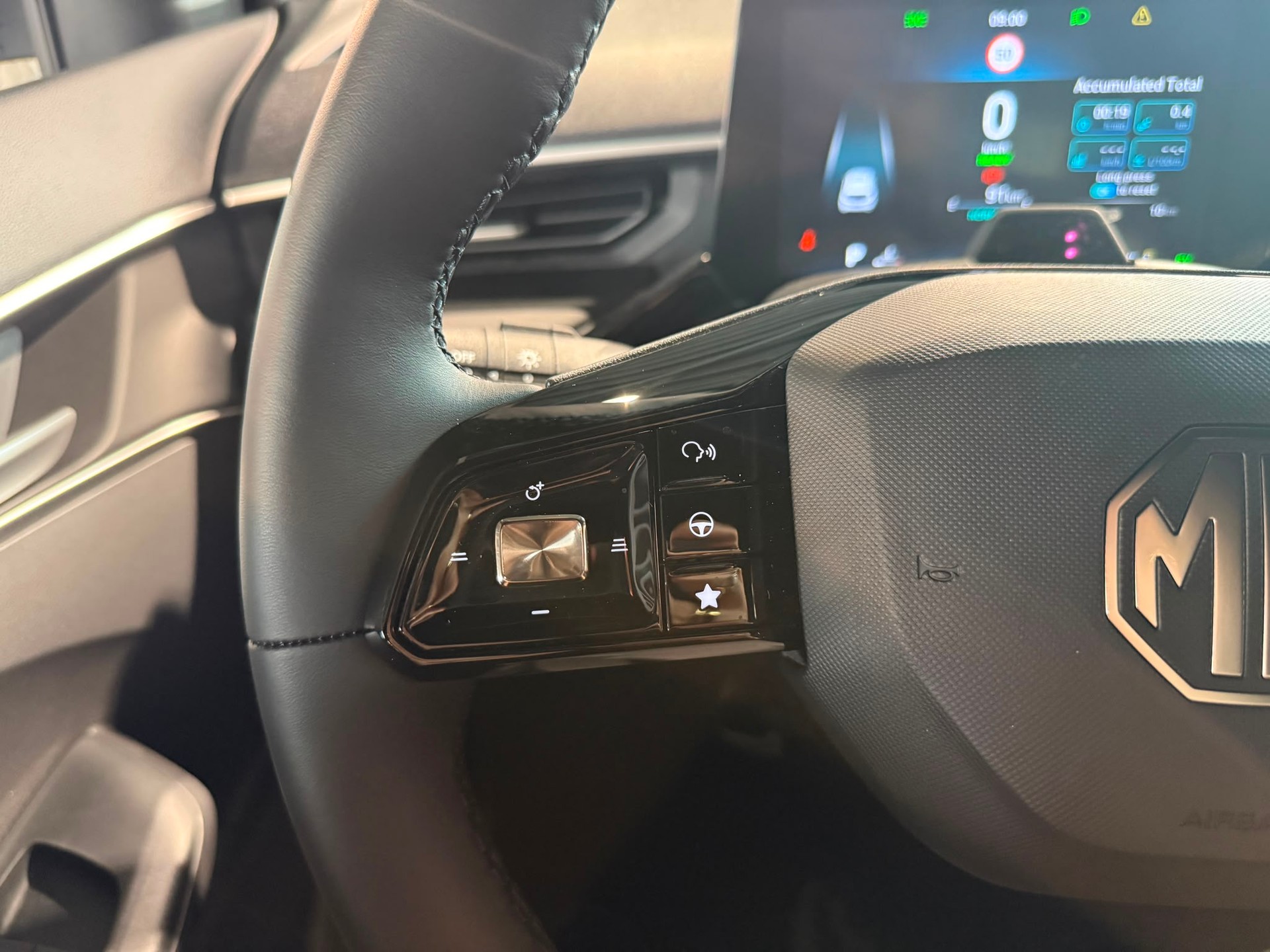 MG 3 1.5 Hybrid Luxury Aut.-image-15