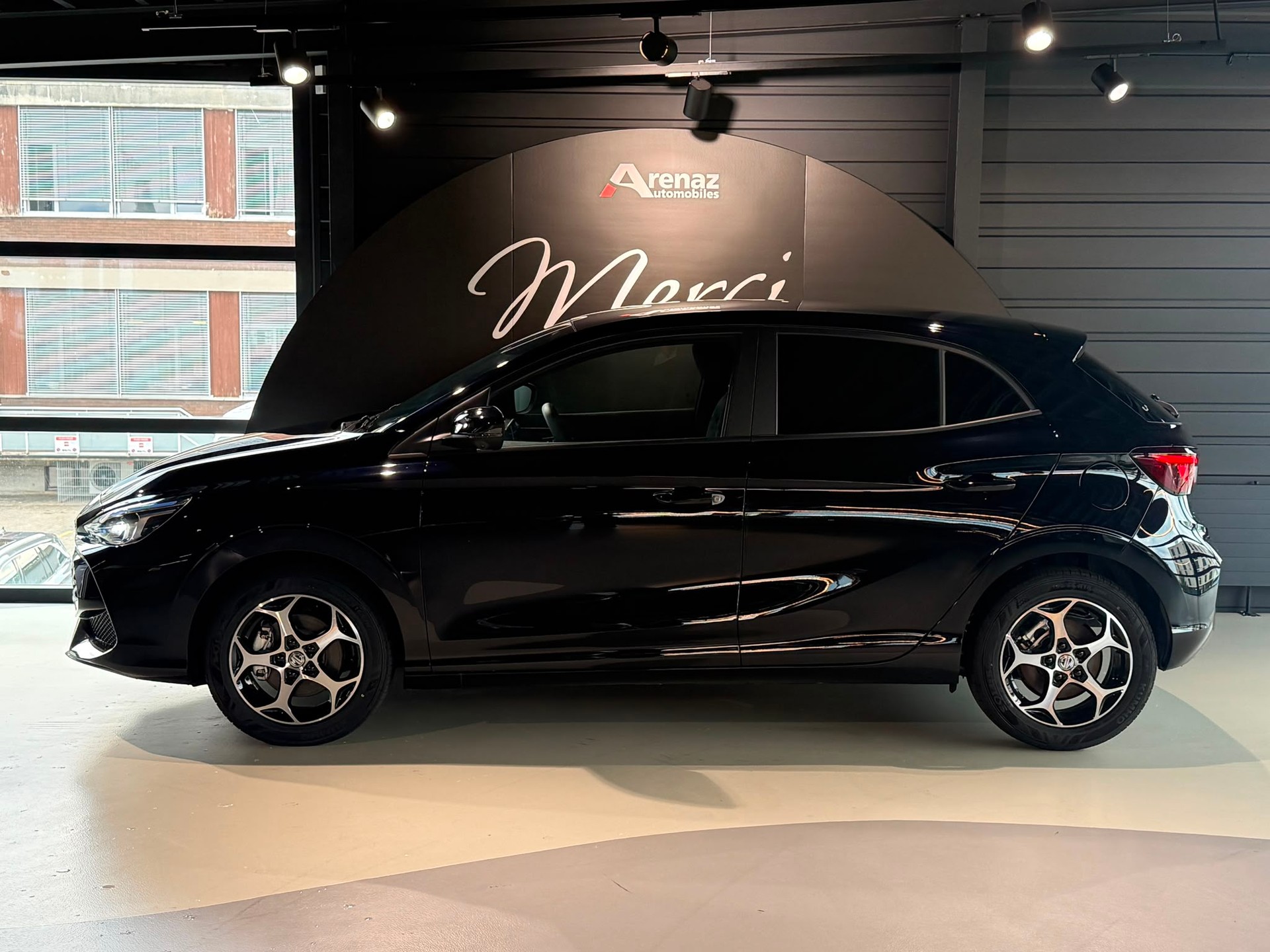 MG 3 1.5 Hybrid Luxury Aut.-image-3