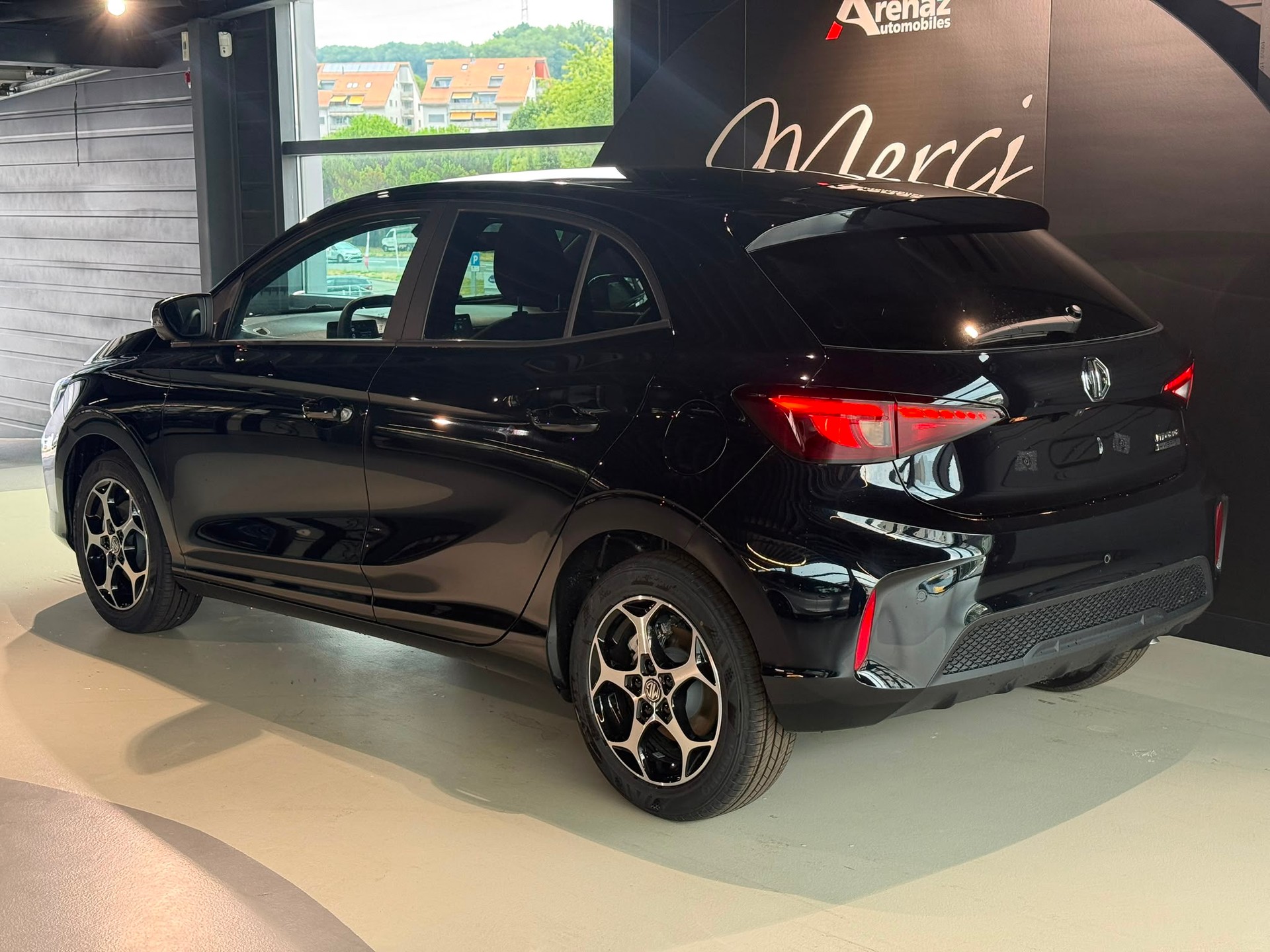 MG 3 1.5 Hybrid Luxury Aut.-image-4