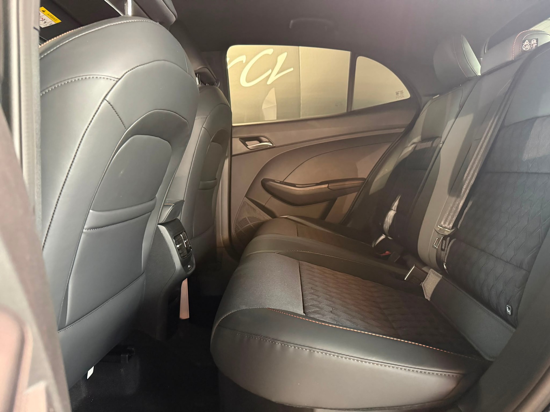 MG 3 1.5 Hybrid Luxury Aut.-image-9
