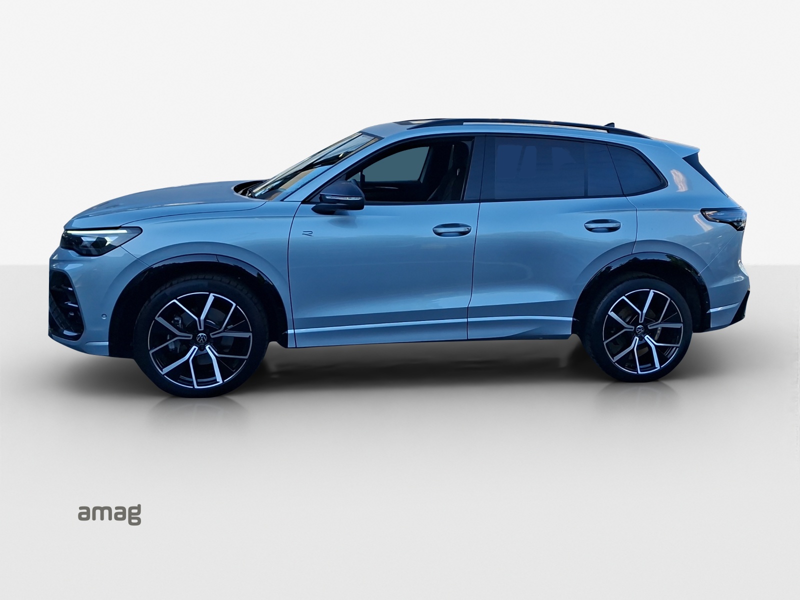 VW Tiguan 2.0 TSI DSG R-Line 4Motion-image-1