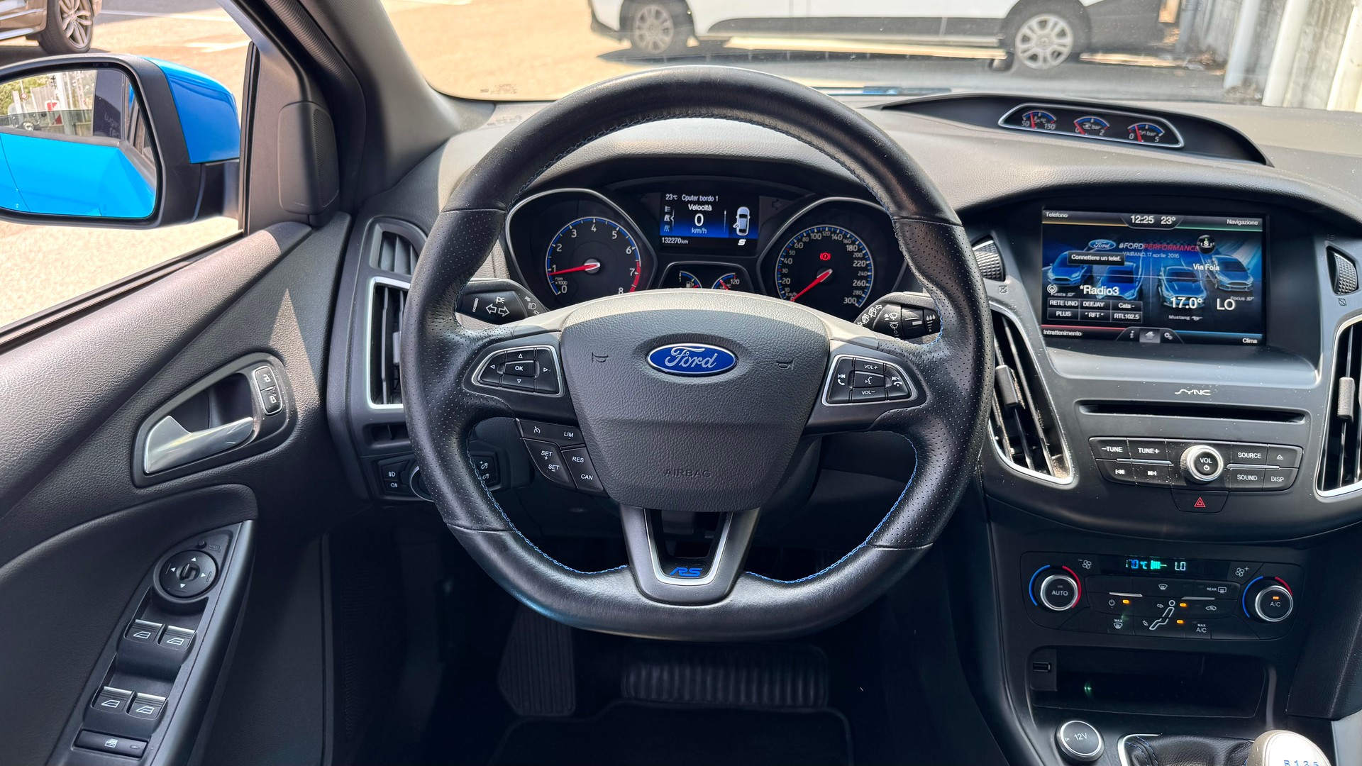 FORD Focus 2.3 EcoBoost RS AWD-image-10
