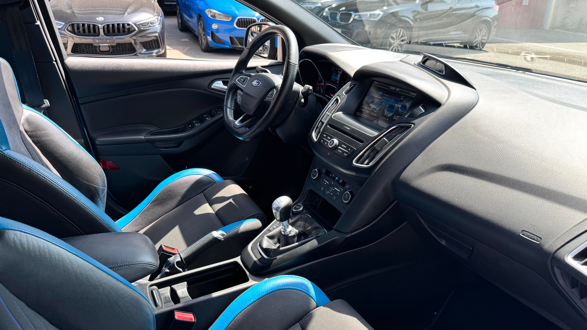 FORD Focus 2.3 EcoBoost RS AWD-image-12