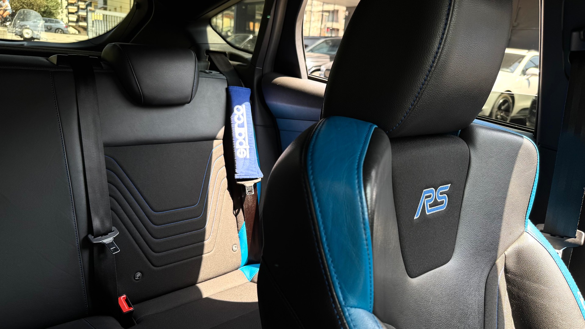 FORD Focus 2.3 EcoBoost RS AWD-image-13