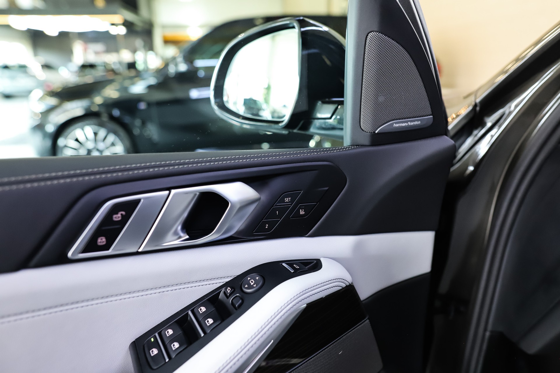 BMW X5 xDrive 48V 40d M Sport Steptronic *FACELIFT*-image-9