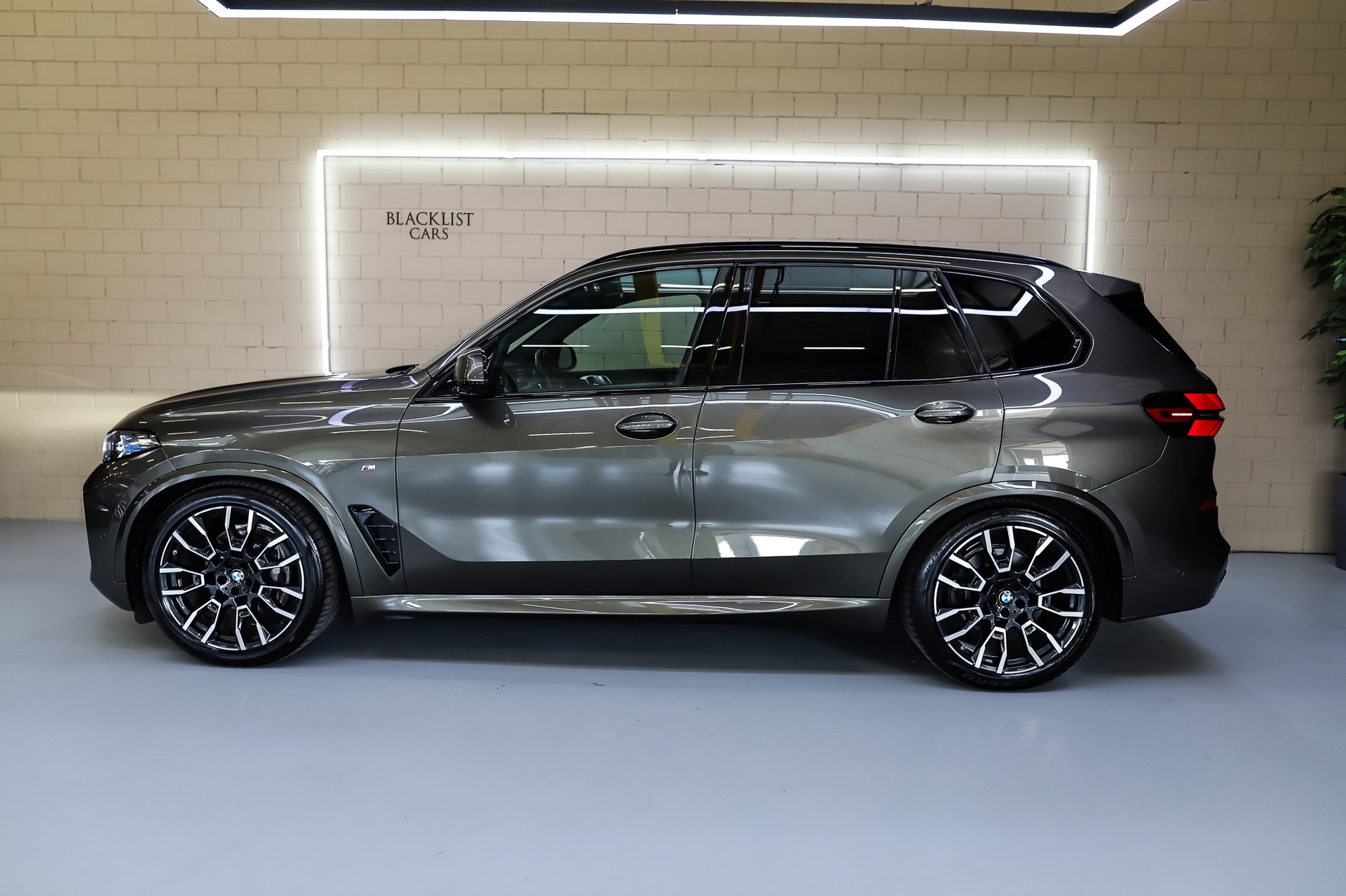 BMW X5 xDrive 48V 40d M Sport Steptronic *FACELIFT*-image-2