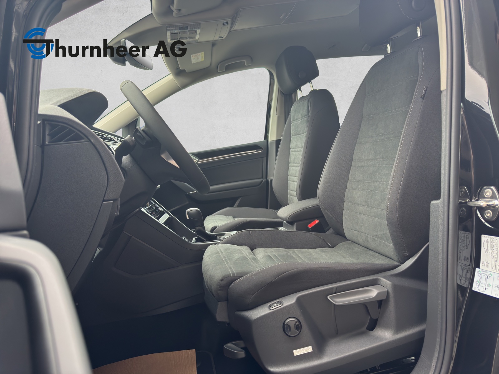 VW Touran 1.5 TSI EVO Highline United DSG-image-8