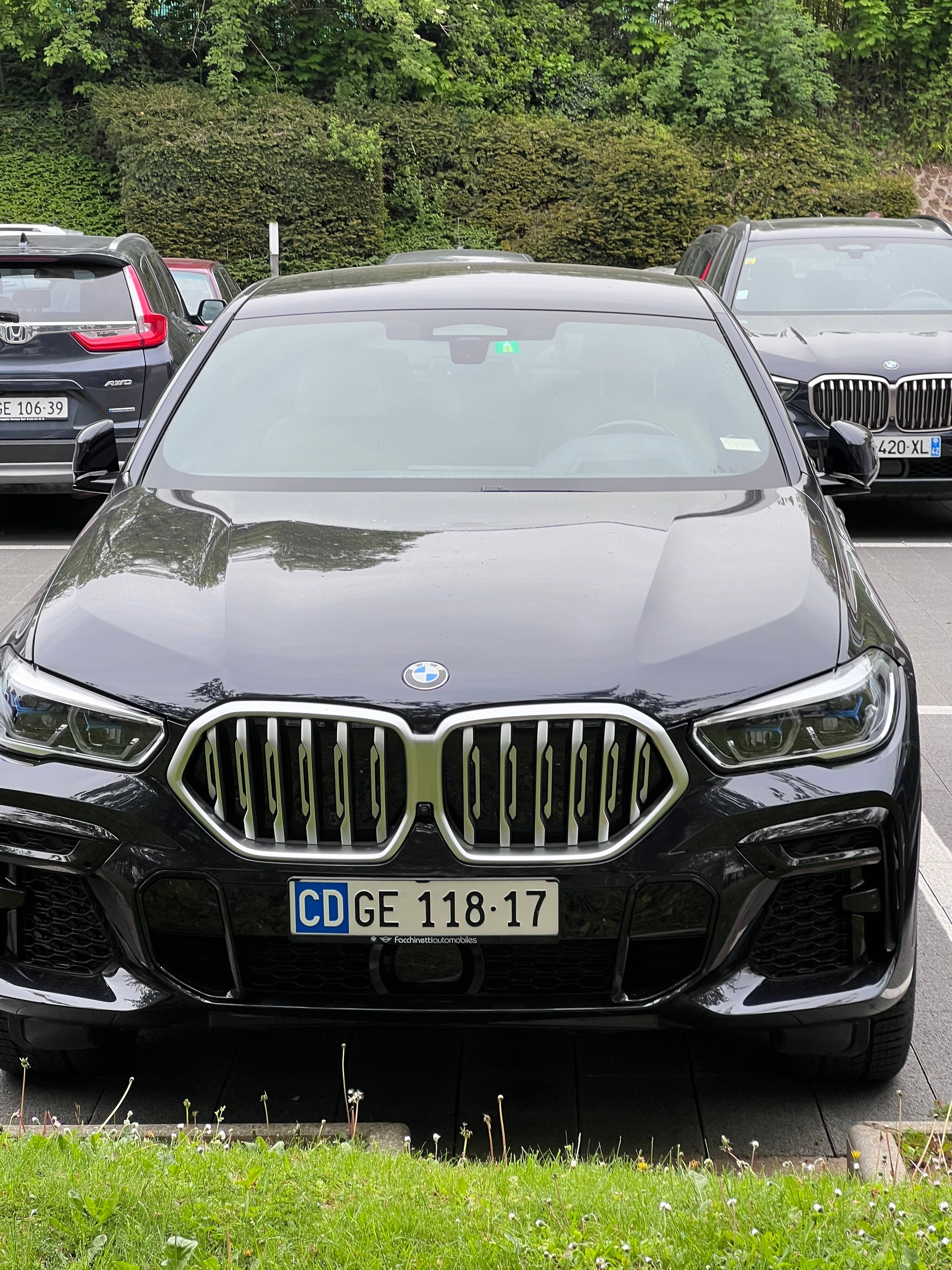 BMW 18i sDrive-image-5