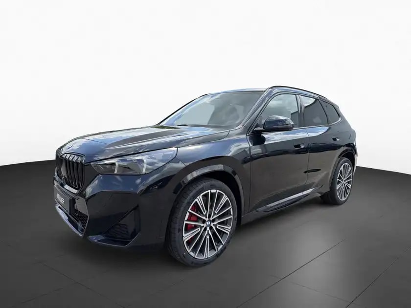 BMW 18i sDrive-image-7