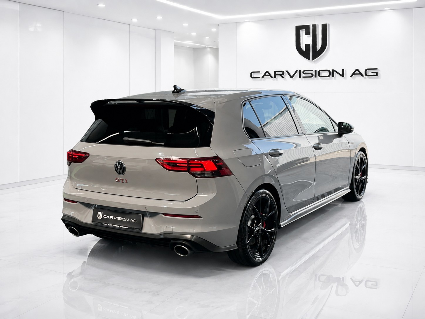 VW Golf 2.0 TSI GTI Clubsport DSG * Mondsteingrau *-image-6