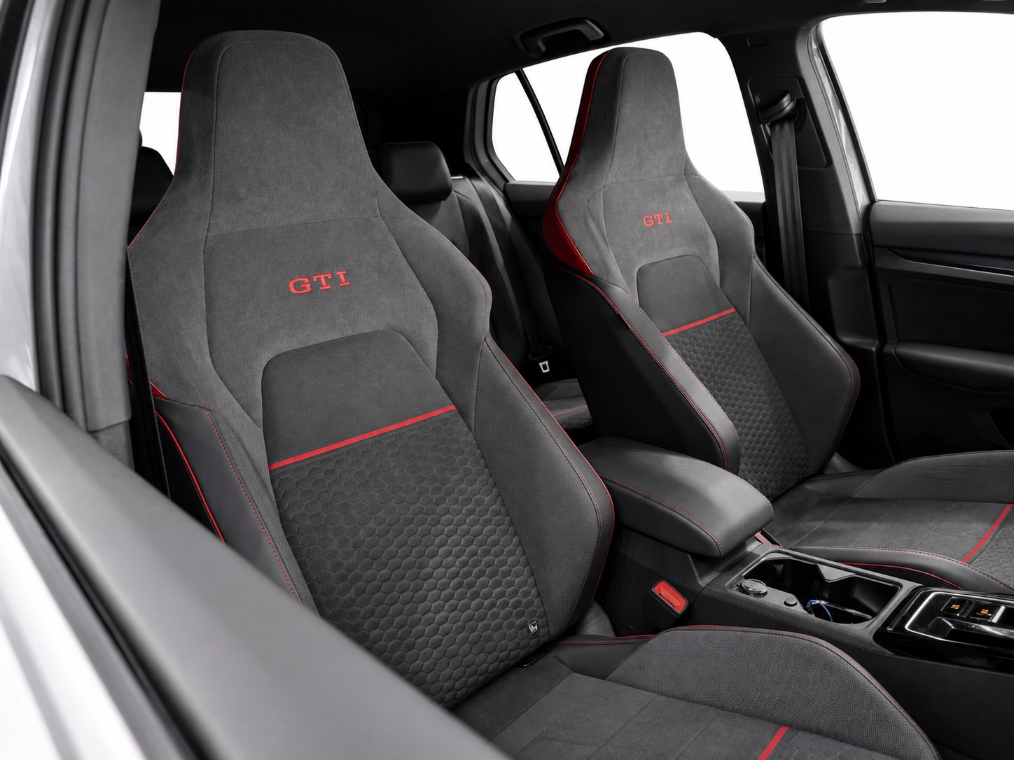 VW Golf 2.0 TSI GTI Clubsport DSG * Mondsteingrau *-image-11