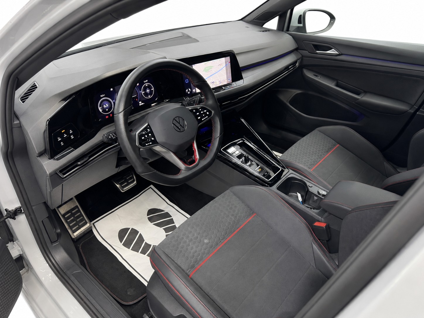 VW Golf 2.0 TSI GTI Clubsport DSG * Mondsteingrau *-image-8