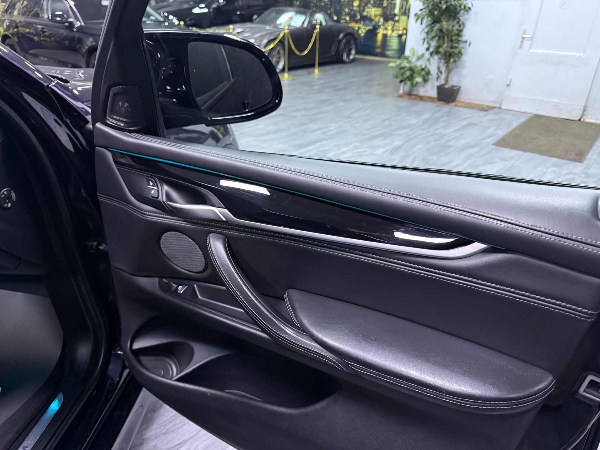 BMW X5M Edition Black Fire Steptronic / Vollausstattung-image-16