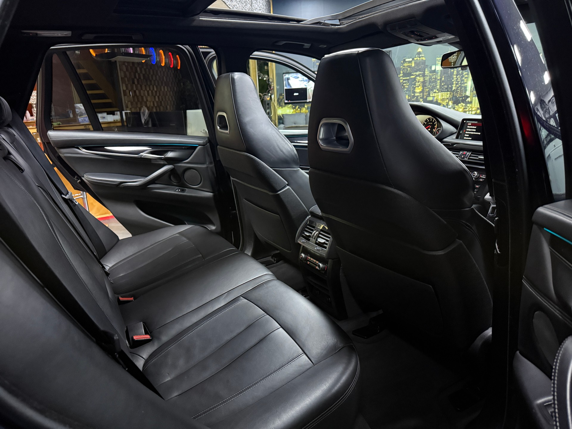 BMW X5M Edition Black Fire Steptronic / Vollausstattung-image-18