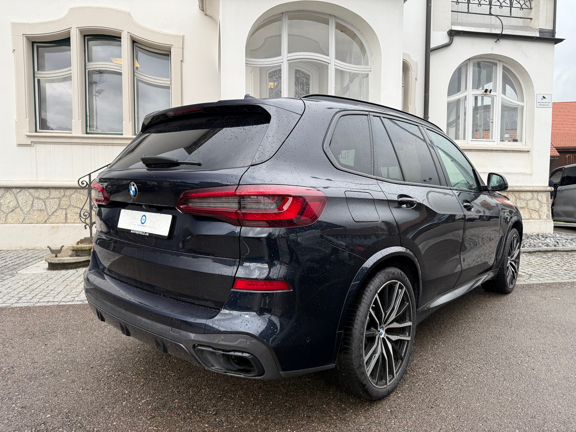 BMW X5 30d xDrive M-SPORT * 7 SITZER * 22 ZOLL ALUFELGEN *-image-4