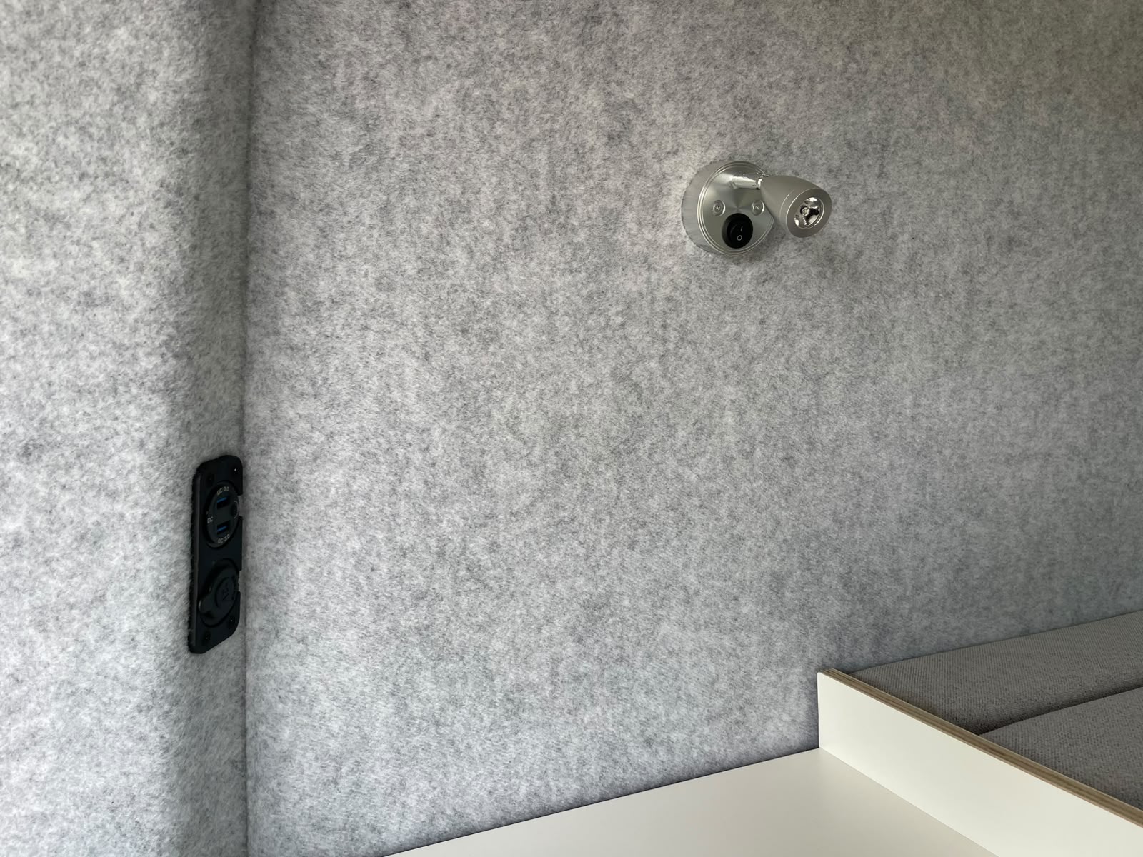 VW T5 Saranda Beach-image-12