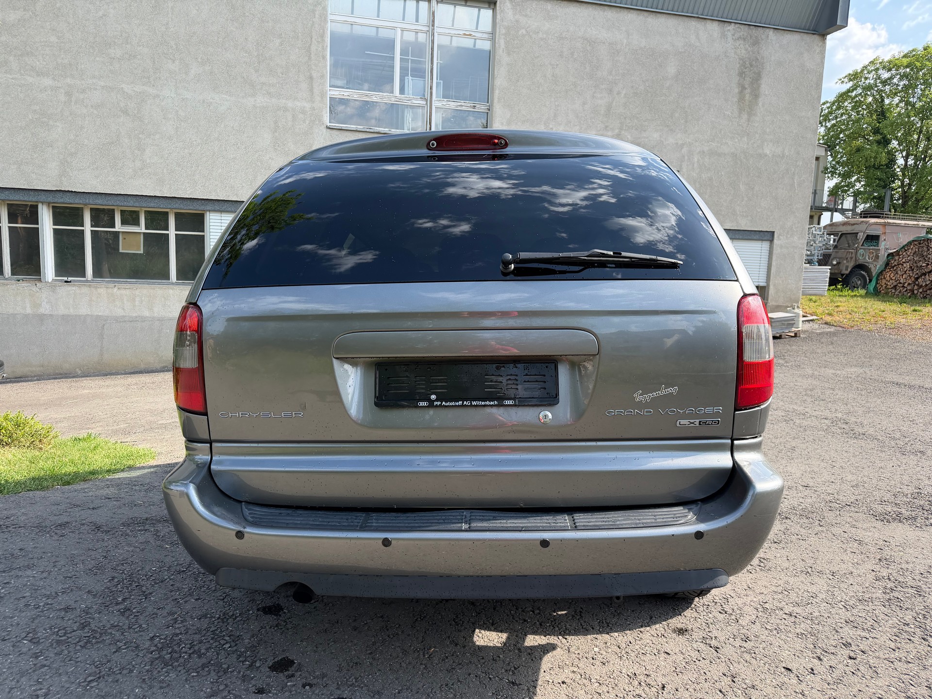 CHRYSLER 👉🏻Grand Voy. 2.8 CRD LTD Automatic-image-6