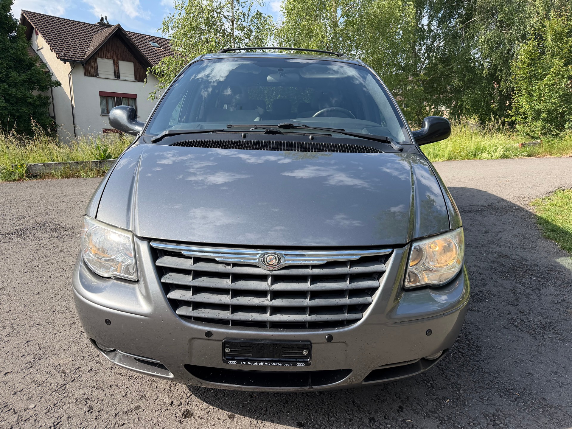 CHRYSLER 👉🏻Grand Voy. 2.8 CRD LTD Automatic-image-1