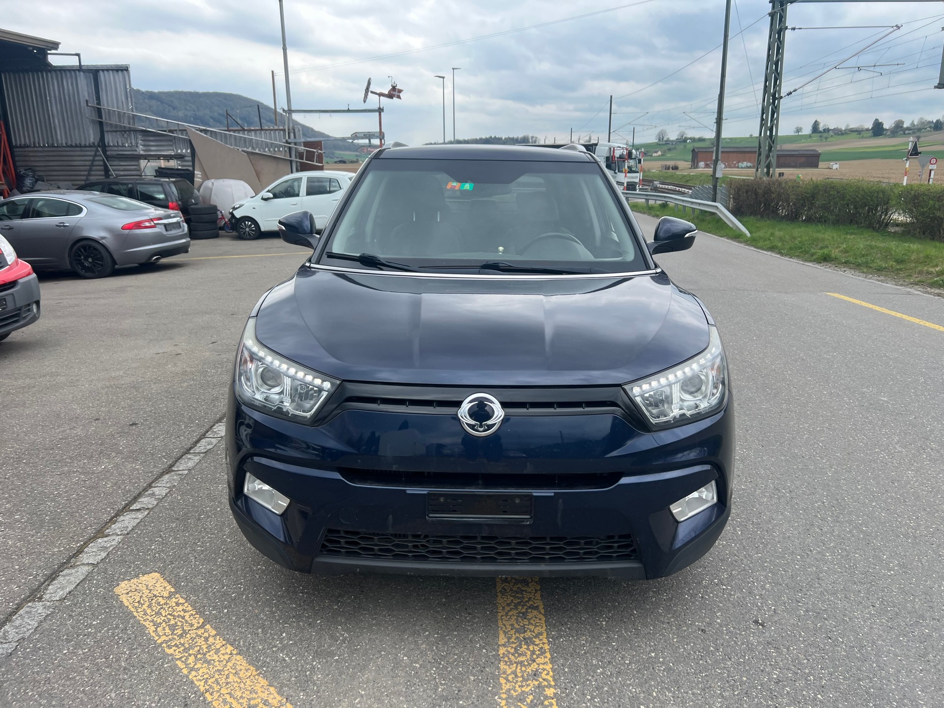 KGM-SsangYong Tivoli 1.6 eXDi Quartz 4WD Automatic-image-1
