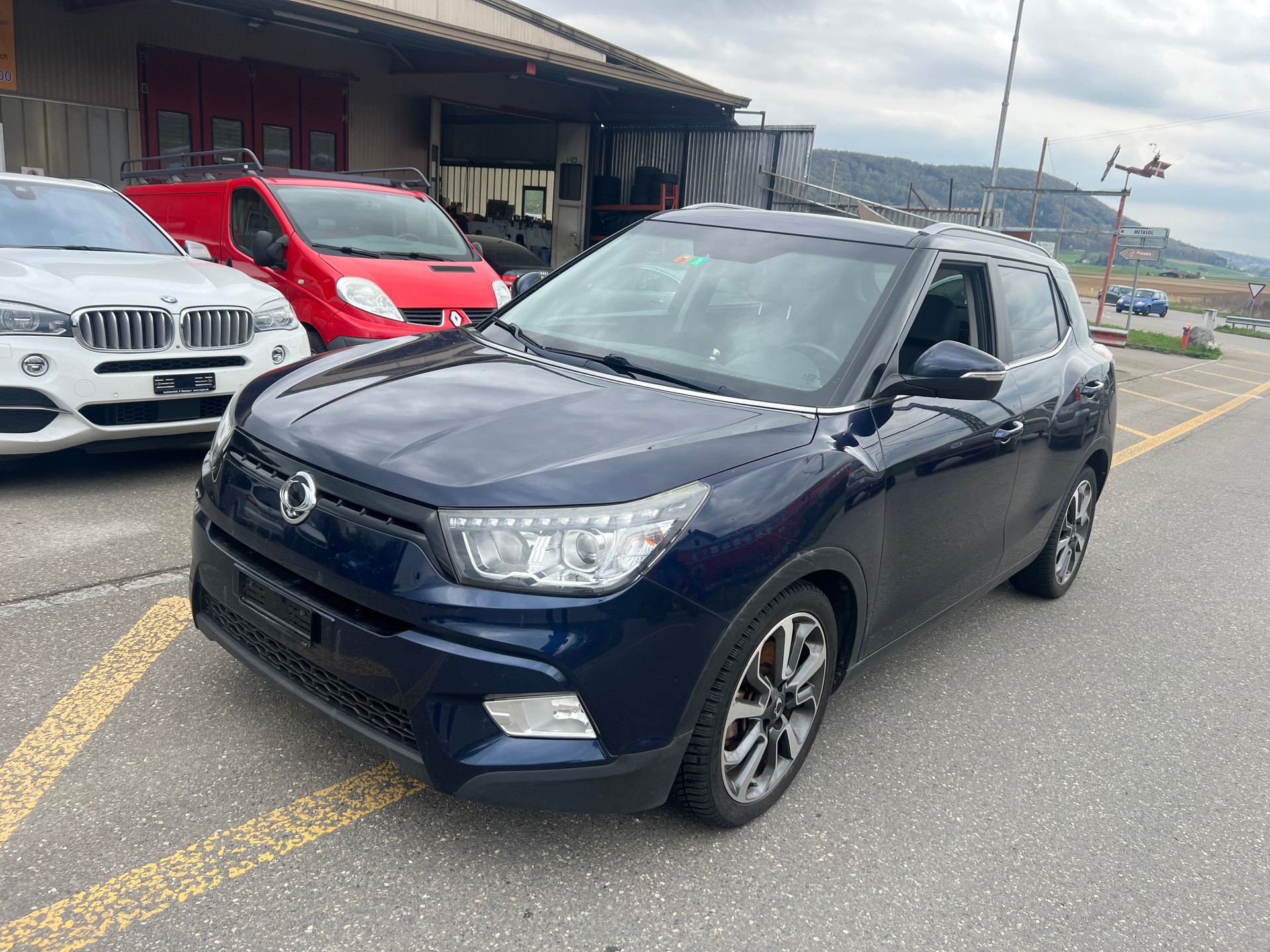 KGM-SsangYong Tivoli 1.6 eXDi Quartz 4WD Automatic-image-2